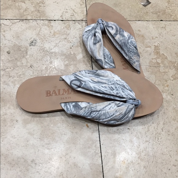 balmain flip flops